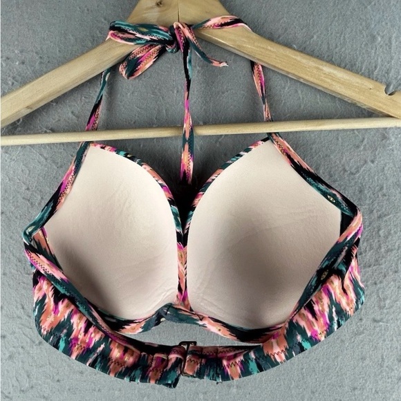 Colorful Patterned Bikini Top - Picture 2 of 3